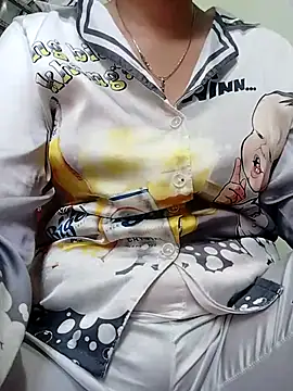 Liveloveyou online show from 10.17.25