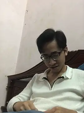 liamhn2k4 online show from 02.19.26