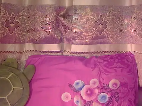 Snapshot of fairyy_tale chatting on 11.16.25 fairyy tale online show from 11.16.25