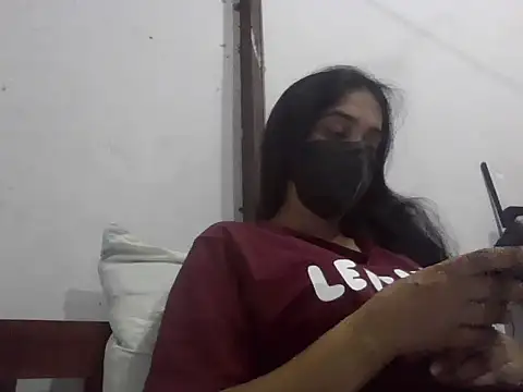 shainiasha1 online show from 10.16.25