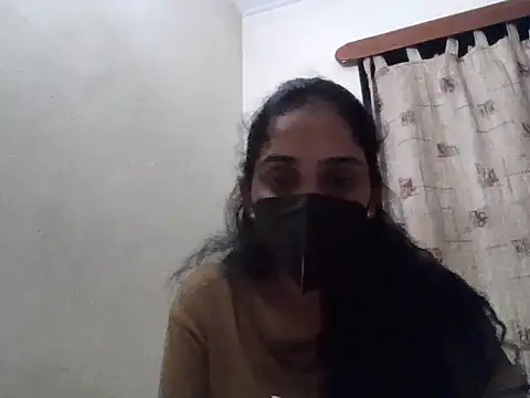 shainiasha1 online show from 10.17.25