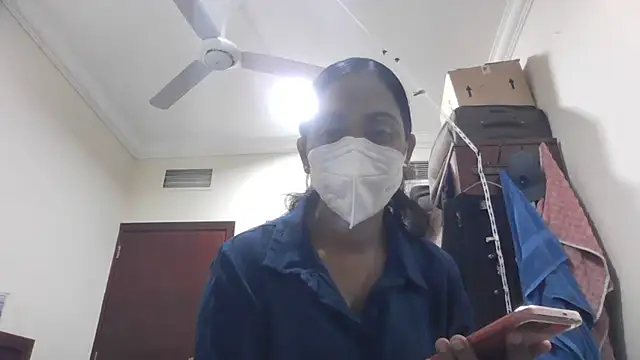 Snapshot of shainiasha1 chatting on 06.04.26 shainiasha1 online show from 06.04.26