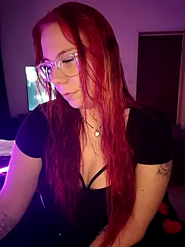 Snapshot of NordicNaughty chatting on 02.10.26 NordicNaughty online show from 02.10.26