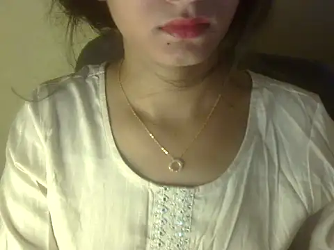 Shezi N online show from 04.25.26