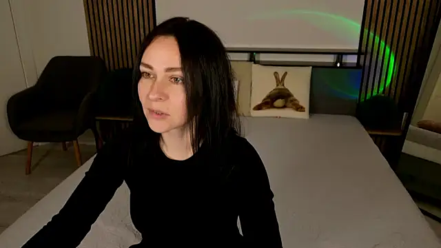 DitaNoir online show from 04.23.26