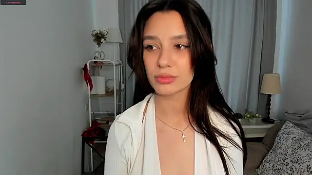 Snapshot of DemetraSadahiro chatting on 10.31.25 DemetraSadahiro online show from 10.31.25