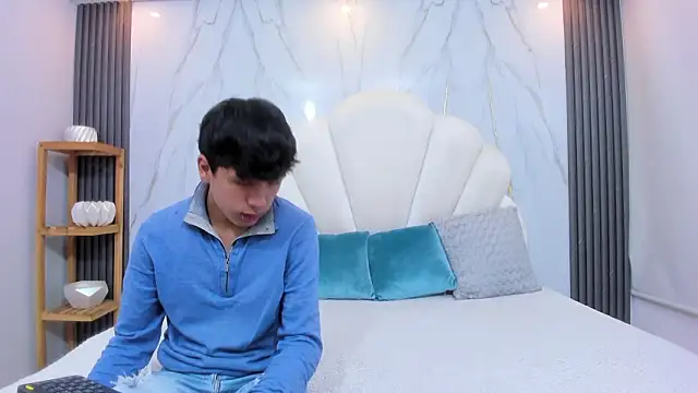 Snapshot of hoot_booys_ chatting on 02.02.26 hoot booys online show from 02.02.26