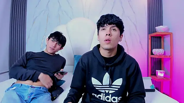 hoot booys  online show from 04.23.26