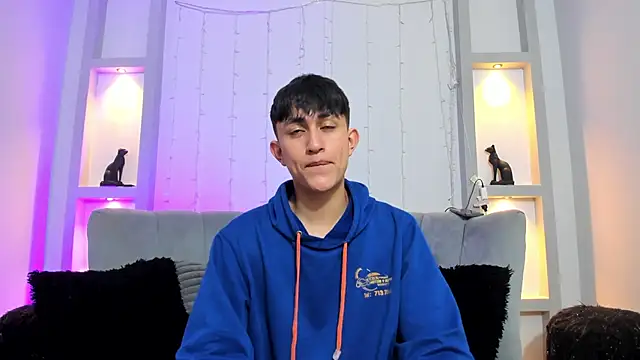 hoot booys  online show from 04.30.26