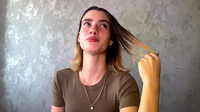 ShandraCartner online show from 10.17.25