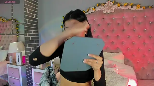 TanyaBello online show from 04.23.26