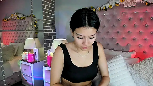 Snapshot of TanyaBello chatting on 07.15.26 TanyaBello online show from 07.15.26