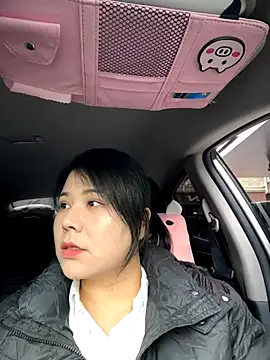 Alice9988 online show from 10.21.25