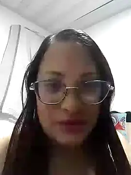 Meganz8 online show from 10.17.25