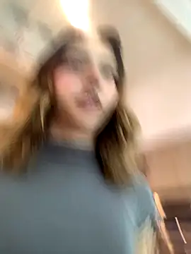 Snapshot of MiaaCute- chatting on 12.14.25 MiaaCute- online show from 12.14.25