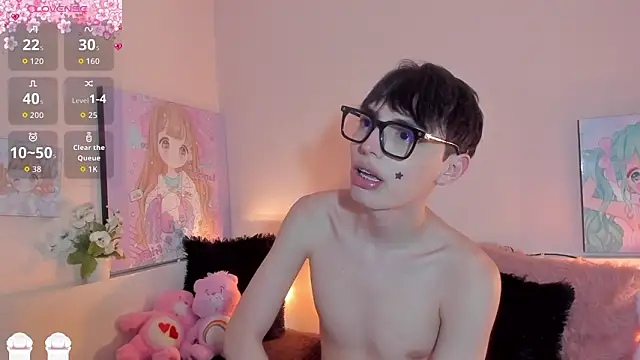 Strawberry Kitty  online show from 03.23.26