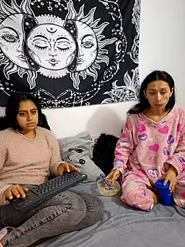 emily n abby online show from 06.30.26
