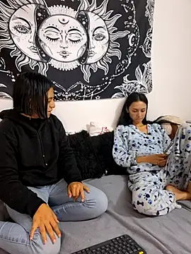 emily n abby online show from 07.10.26