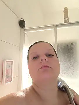 curvygirrlll online show from 10.25.25