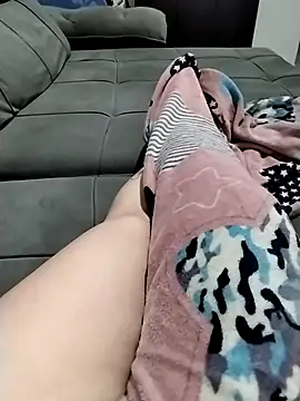 Filhaemae201 online show from 10.17.25