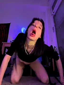 Snapshot of -ledugaga- chatting on 10.25.25 -ledugaga- online show from 10.25.25