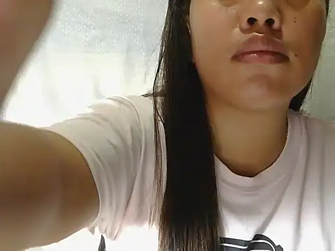 Snapshot of ChubbyButty chatting on 11.23.25 ChubbyButty online show from 11.23.25