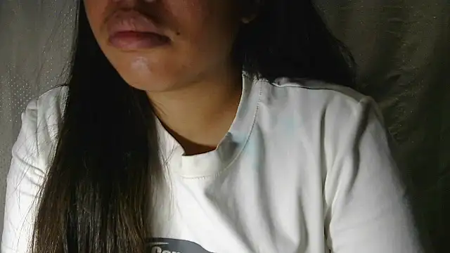 Snapshot of ChubbyButty chatting on 11.26.25 ChubbyButty online show from 11.26.25