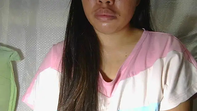 Snapshot of ChubbyButty chatting on 11.27.25 ChubbyButty online show from 11.27.25