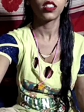 Itz Aisha   online show from 10.29.25