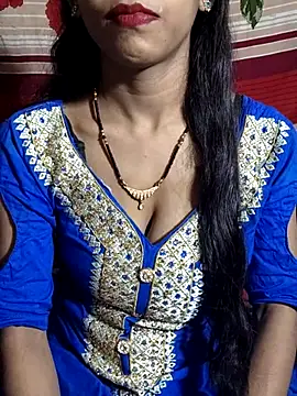 Snapshot of Itz_Aisha__ chatting on 10.31.25 Itz Aisha online show from 10.31.25