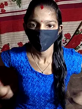 Snapshot of Itz_Aisha__ chatting on 11.27.25 Itz Aisha online show from 11.27.25