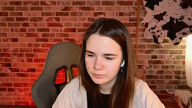 May Bloom online show from 02.18.26