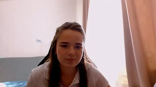 Snapshot of May_Bloom chatting on 06.10.26 May Bloom online show from 06.10.26