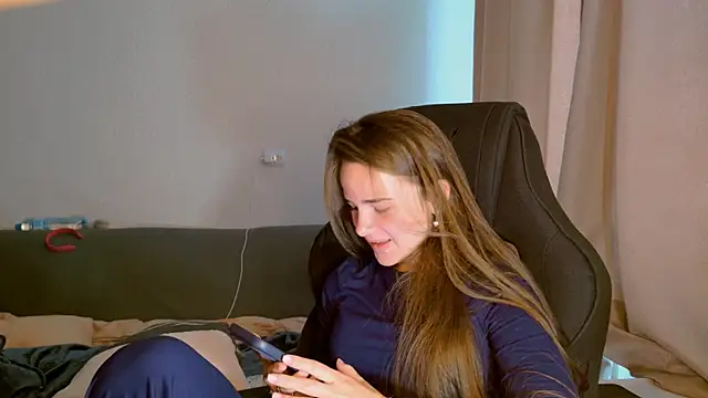 Snapshot of May_Bloom chatting on 06.17.26 May Bloom online show from 06.17.26
