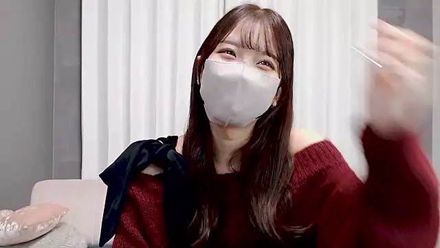 LOVE MIREI LOVE online show from 11.20.25