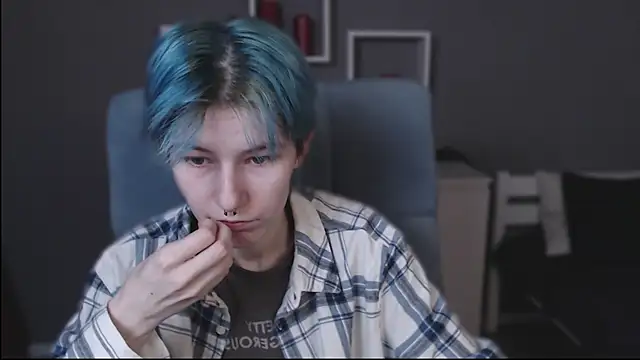 guitarandangell online show from 10.23.25