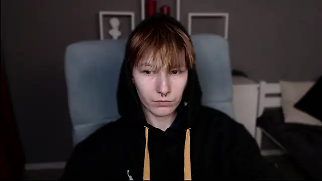 guitarandangell online show from 02.26.26