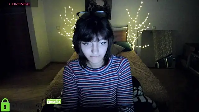 A Skyy online show from 04.21.26