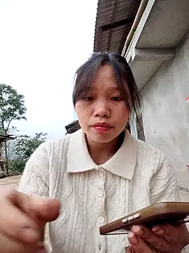 linh-miu99 online show from 02.11.26