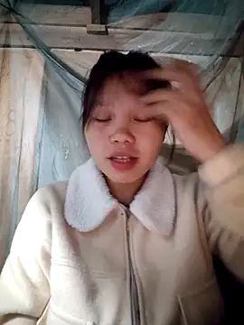 linh-miu99 online show from 03.12.26