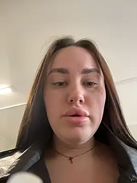 KiraSunshine online show from 04.24.26