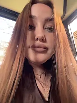 Snapshot of KiraSunshine chatting on 05.18.26 KiraSunshine online show from 05.18.26