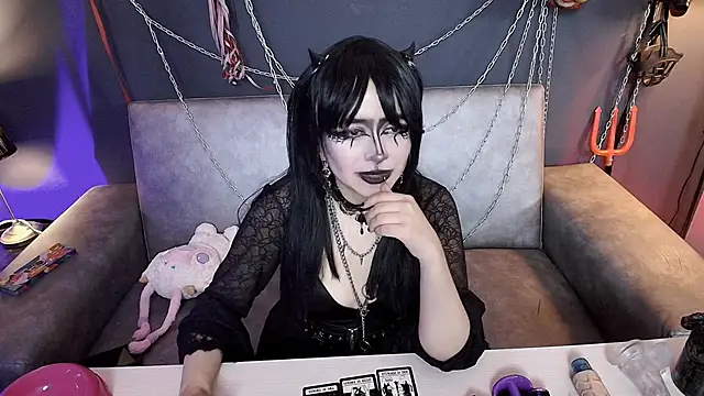 Navier   online show from 11.29.25