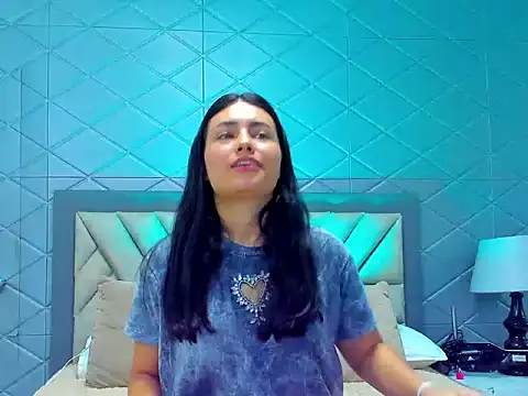 ViolettRouse online show from 11.28.25