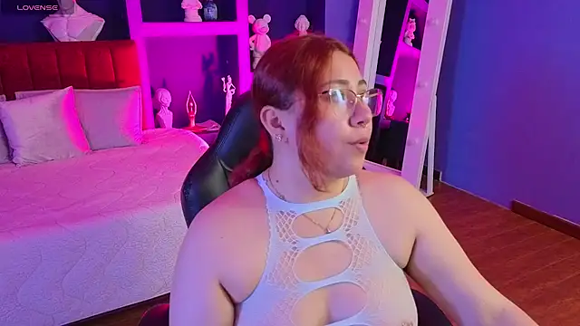 littlee red online show from 03.14.26