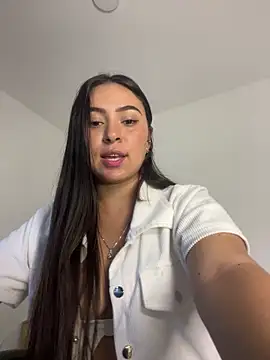 Snapshot of Valeria_RoseC chatting on 10.17.25 Valeria RoseC online show from 10.17.25