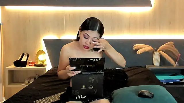 LorenaVarga online show from 05.13.26