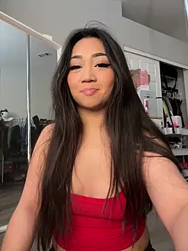 Snapshot of babygirlesme chatting on 12.19.25 babygirlesme online show from 12.19.25