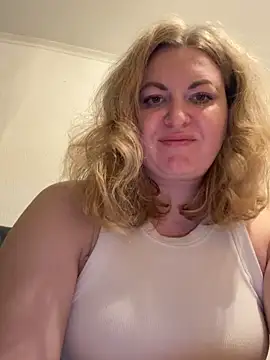 Amelia-Diamond online show from 11.17.25