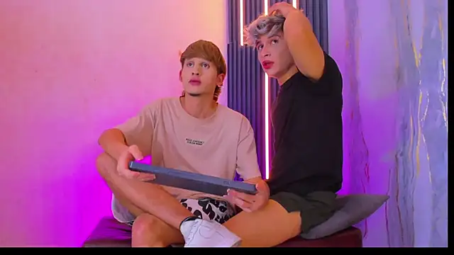 Hot guys sex3 online show from 10.26.25